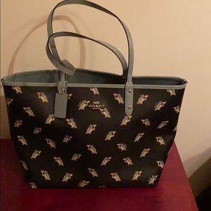 New without tags Coach tote